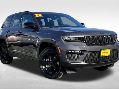 New 2024 Jeep Grand Cherokee Limited w/ Black Appearance Package