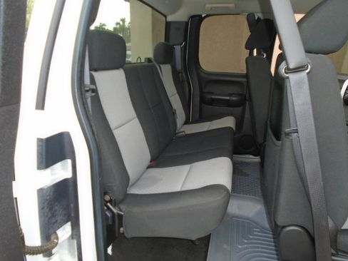 Used 2009 Chevrolet Silverado 1500 LS RWD image 12