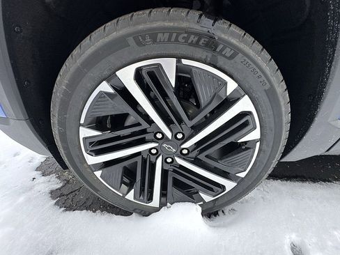 New 2026 Chevrolet Equinox RS image 12