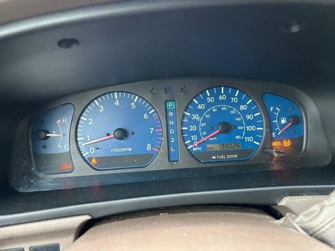 Used 2002 Toyota Sienna LE image 47