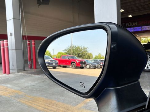 Used 2022 Subaru BRZ Limited RWD image 17