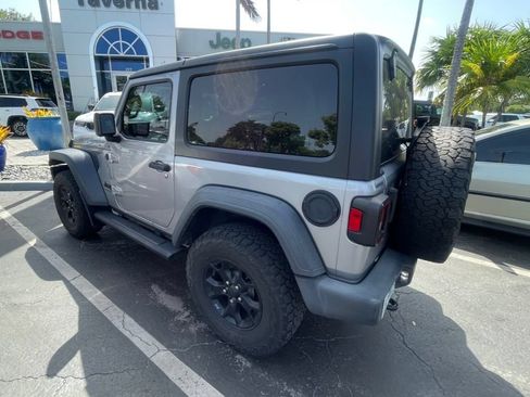 Used 2020 Jeep Wrangler Sport AWD/4WD image 4