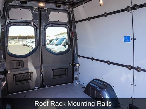 Used 2024 Mercedes-Benz Sprinter 144 Cargo image 23