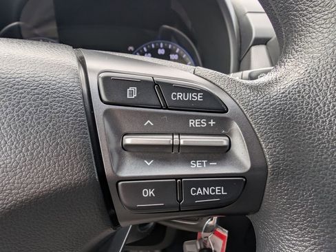 Used 2021 Hyundai Kona SE w/ Cargo Package image 24