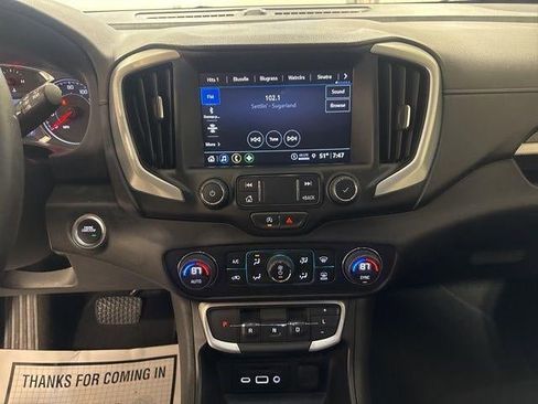 Used 2023 GMC Terrain SLT image 19