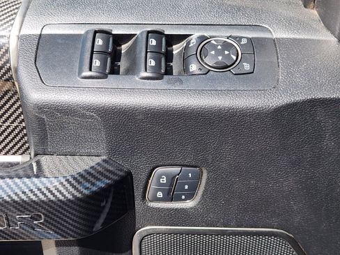 Used 2018 Ford F150 Raptor w/ Equipment Group 802A Luxury AWD/4WD image 27
