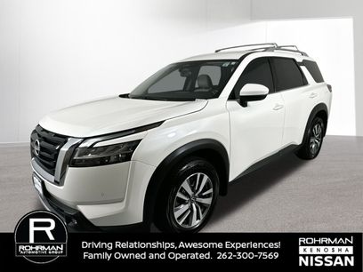 Used 2022 Nissan Pathfinder SL