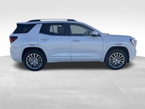 Used 2026 GMC Terrain Denali AWD/4WD image 7