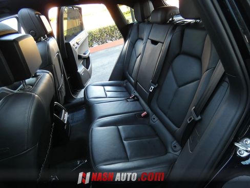 Used 2015 Porsche Macan S AWD/4WD image 42