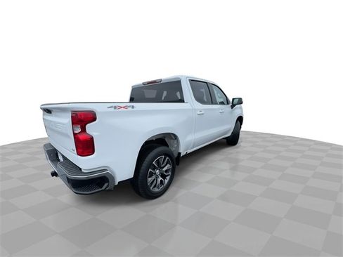 Used 2024 Chevrolet Silverado 1500 LT image 8