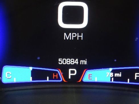 Used 2023 Chrysler 300 S image 41