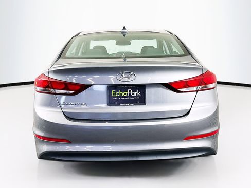 Used 2018 Hyundai Elantra Value Edition w/ Cargo Package FWD image 7