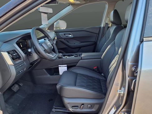 New 2026 Nissan Rogue Platinum w/ Platinum Premium Package AWD/4WD image 7