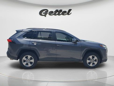 Used 2023 Toyota RAV4 XLE w/ Convenience Package FWD image 4