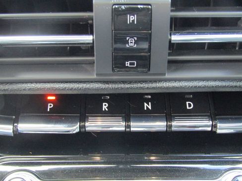 Used 2021 Lincoln Corsair Reserve w/ Equipment Group 201A AWD/4WD image 34