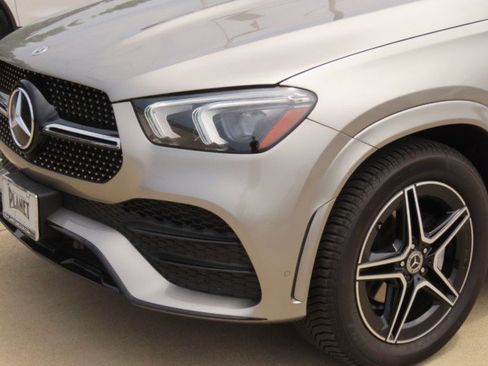 Used 2022 Mercedes-Benz GLE 350 image 3