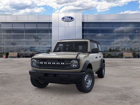 New 2026 Ford Bronco 4-Door AWD/4WD image 2