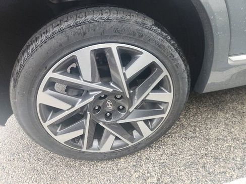 Used 2023 Hyundai Santa Fe Calligraphy AWD/4WD image 7
