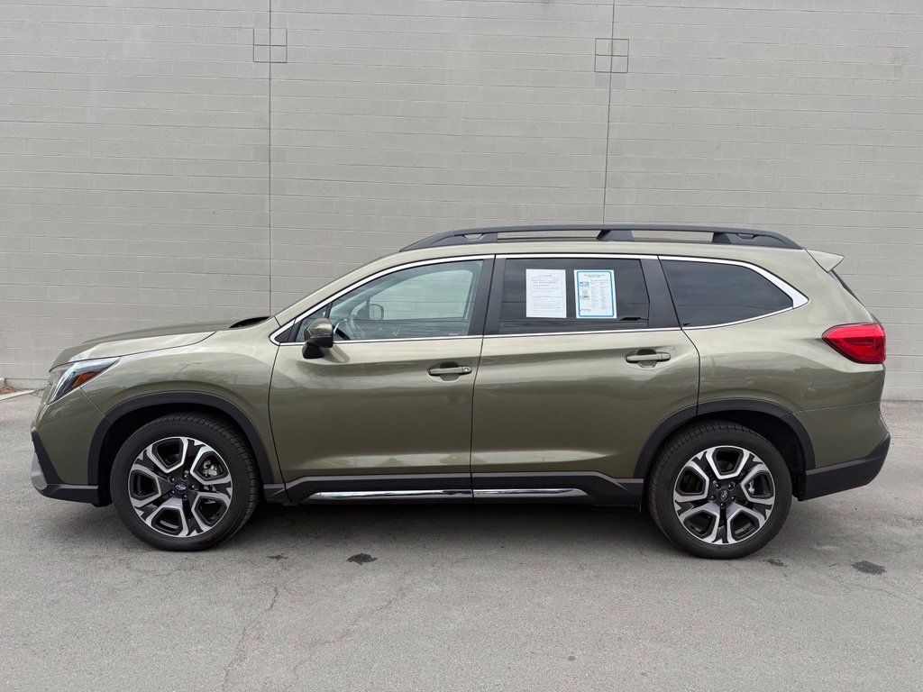 Used 2023 Subaru Ascent Limited AWD/4WD image 2