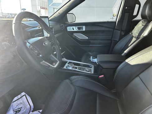 Used 2023 Ford Explorer ST w/ Equipment Group 401A image 10