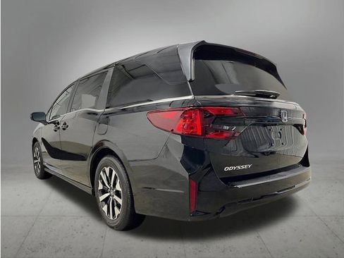 New 2026 Honda Odyssey EX-L image 3