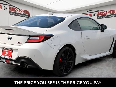 Used 2024 Toyota GR86 Premium w/ Performance Package RWD image 6