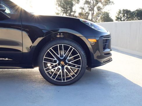 New 2026 Porsche Macan S image 11