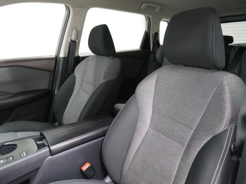 Used 2023 Nissan Rogue SV FWD image 10