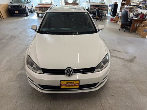 Used 2015 Volkswagen Golf TDI SE image 98