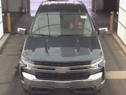 Used 2021 Chevrolet Silverado 1500 LT w/ Fleet Comfort Package AWD/4WD image 2