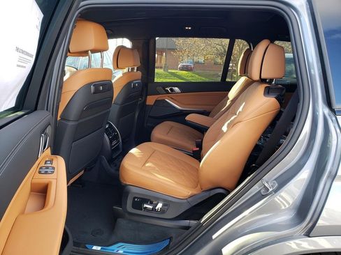 New 2026 BMW X7 xDrive40i w/ M Sport Package image 7