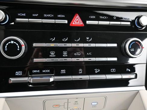 New 2026 Hyundai Santa Fe SE image 15