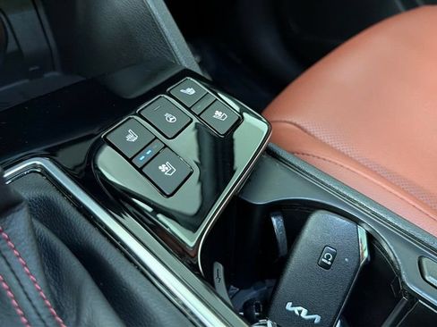 Used 2023 Kia Sportage SX FWD image 24