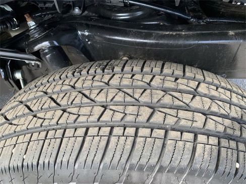 Used 2024 Toyota Tacoma SR5 image 36