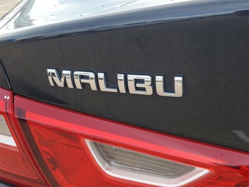 Used 2023 Chevrolet Malibu LT image 6