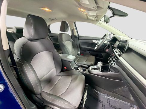 Used 2024 Kia Forte LXS w/ LXS Technology Package FWD image 26