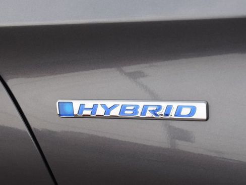 Used 2018 Honda Accord Touring image 12