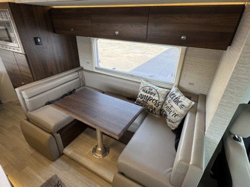 Used 2021 Mercedes-Benz Sprinter 3500 image 6