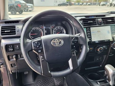 Used 2024 Toyota 4Runner TRD Off-Road image 4