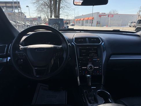 Used 2016 Ford Explorer Sport image 20