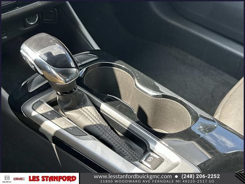Certified 2025 Buick Envista Sport Touring FWD image 32