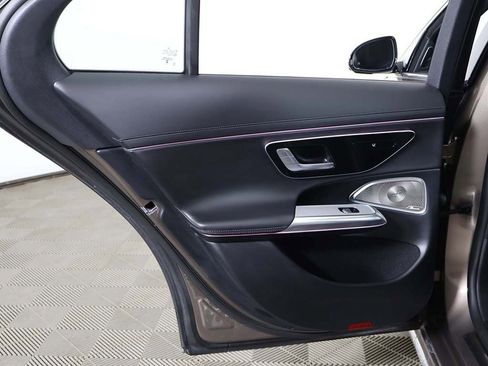 Used 2025 Mercedes-Benz E 450 4MATIC Sedan w/ Multicontour Seating Package image 27