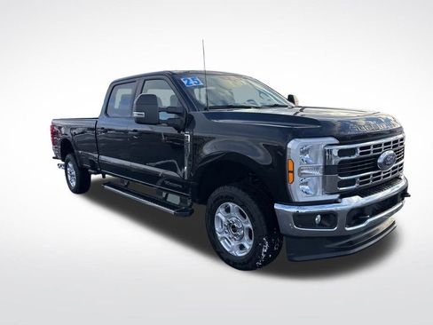 Used 2025 Ford F250 XLT image 7