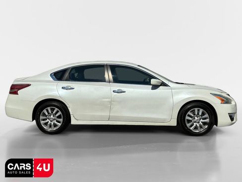 Used 2013 Nissan Altima 2.5 S FWD image 8