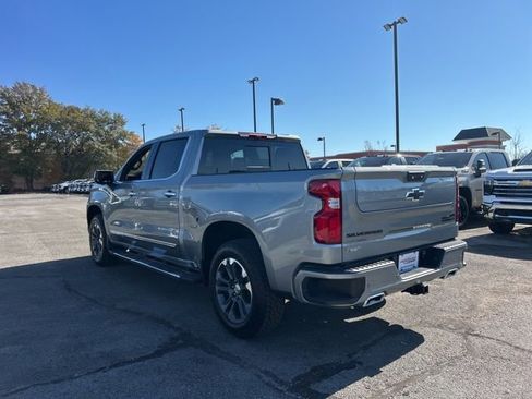 New 2026 Chevrolet Silverado 1500 High Country w/ LPO, Dark Essentials Package image 5