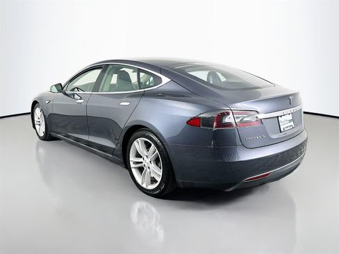 Used 2016 Tesla Model S 70D image 6