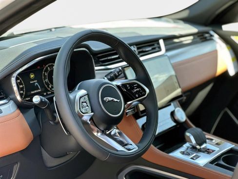 New 2026 Jaguar F-PACE R-Dynamic S AWD/4WD image 26