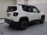 Used 2023 Jeep Renegade Trailhawk image 4