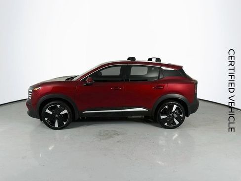 Certified 2025 Nissan Kicks SR FWD image 6