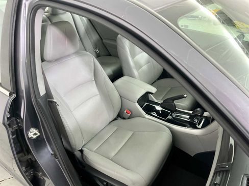 Used 2017 Honda Accord EX-L image 26